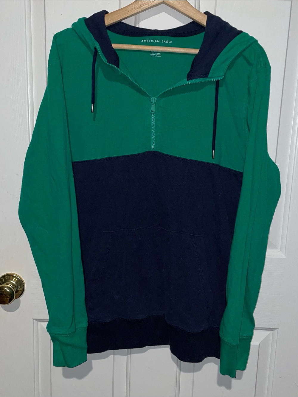 American Eagle Outfitters Men’s Large Green & Navy Half‑Zip Hoodie Sweater